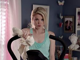 Bailey De Young in Faking It (2014)