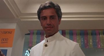 Nuno Leal Maia in Kiss of the Spider Woman (1985)