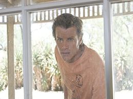 Luke Jacobz in McLeod's Daughters (2001)