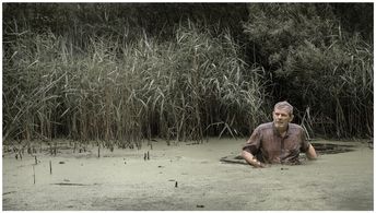 Alex van Warmerdam in Schneider vs. Bax (2015)