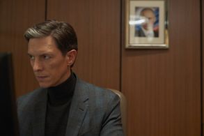 Jonathan Kells Phillips in Condor