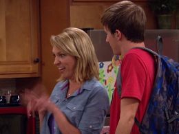 Mim Drew and Lucas Cruikshank in Marvin Marvin (2012)