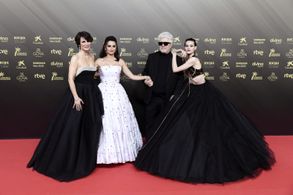 Pedro Almodóvar, Penélope Cruz, Aitana Sánchez-Gijón, and Milena Smit at an event for 36 premios Goya (2022)