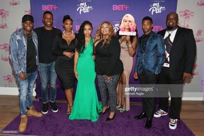 Vince Swann - Group Photo at The Ms Pat Show Premier