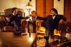 Alfred Molina and Daniel Messier in Matador (2014)