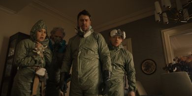 Katie Lee Hill, Todd Waring, Toby Kebbell, Rupert Grint in M. Night Shyamalan's SERVANT.