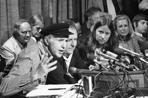 Haskell Wexler and Mary Lampson in Underground (1976)