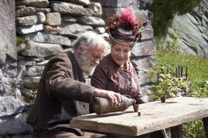 Bruno Ganz and Hannelore Hoger in Heidi (2015)