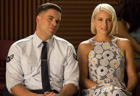 Mark Salling and Dianna Agron in Glee (2009)