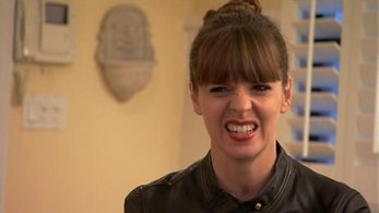 Victoria Stilwell in It's Me or the Dog (2008)