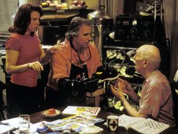 Henry Winkler, Nathan Davis, and Siobhan Fallon Hogan in Holes (2003)