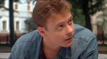 Pavel Maykov in Igra na vybyvanie (2004)