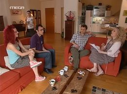 Smaragda Karydi, Elissavet Konstantinidou, Angeliki Lambri, Argyris Angelou, and Giorgos Kapoutzidis in In the Nick of T