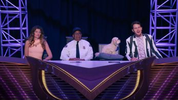 Daniel Tosh in Tosh.0: The Masked Cewebrity Singer (2020)