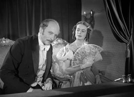 Zdzislaw Mrozewski and Danuta Szaflarska in Warszawska premiera (1951)
