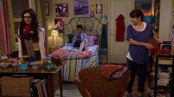 Justina Machado, Sheridan Pierce, and Marcel Ruiz in One Day at a Time (2017)