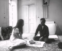 Naser Malek Motiee and Morvarid in Knucklebones (1971)