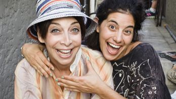 Illeana Douglas and Jessie Kahnweiler in The Skinny (2016)