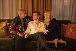 Evan Mock, Emily Alyn Lind, and Thomas Doherty in Gossip Girl (2021)