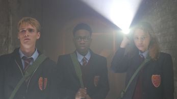 Harry Jarvis, Ella Rae Smith and Alhaji Fofana in 2Hrs