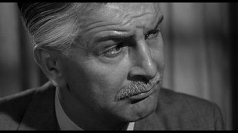 Paul Dubov in Underworld U.S.A. (1961)