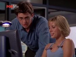 Kristen Miller and Jamie Iglehart in She Spies (2002)