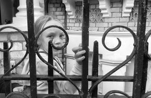 Raffiella Chapman as Sara in The Have-Nots (Die Habenichtse) directed by Florian Hoffmeister.