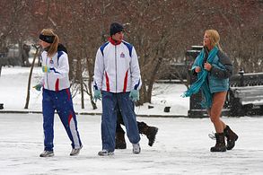 Christie Volkmer in The Amazing Race (2001)