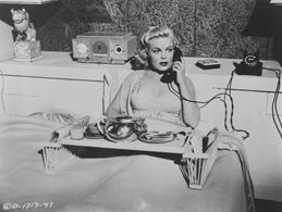 Cleo Moore in Over-Exposed (1956)