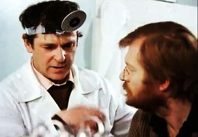 Juozas Budraitis and Lev Lemke in Opasnyy vozrast (1981)