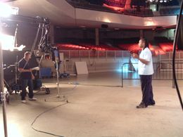 Sergio Myers directing Lennox Lewis