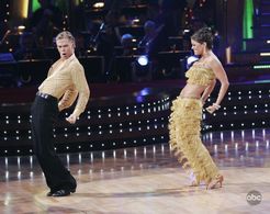 Brooke Burke and Derek Hough in Dancing with the Stars (2005)