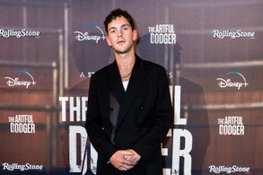 Nicholas Burton at The Artful Dodger Premier