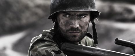 Kevin Spink in Photo Booth (2012)