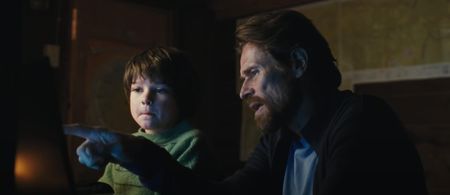 Willem Dafoe and Finn Woodlock in The Hunter (2011)