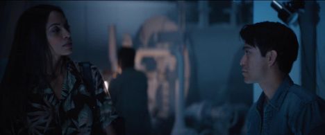 Rosario Dawson and David Zaldívar in Briarpatch (2019)