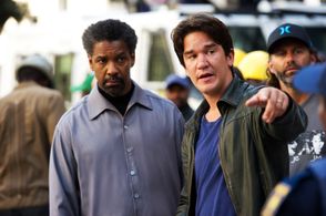 Denzel Washington and Daniel Espinosa in Safe House (2012)