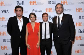 Benicio Del Toro, Andrea Di Stefano, Josh Hutcherson, and Claudia Traisac at an event for Escobar: Paradise Lost (2014)