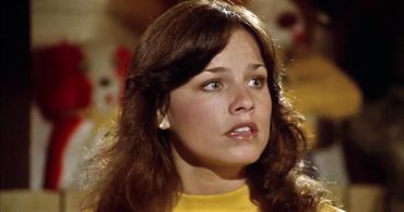 Debra Clinger in Midnight Madness (1980)