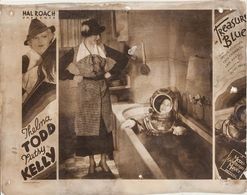 Patsy Kelly and Thelma Todd in Treasure Blues (1935)