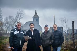 Adrien Brody, Jason Filardi, Peter Filardi, and Michael Mahoney in Chapelwaite (2021)