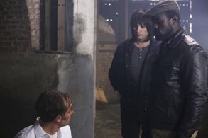 Matthew Rhys and Dwayne A. Thomas in The Americans (2013)