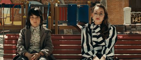 Lucía Caraballo and Izán Corchero in El amor me queda grande (2014)