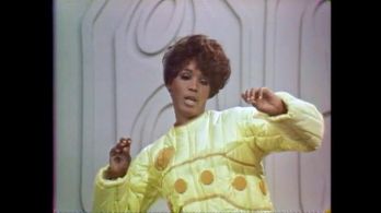 Teresa Graves in Rowan & Martin's Laugh-In (1967)