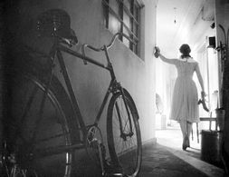 Tatyana Samoylova in The Cranes Are Flying (1957)