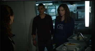 Kristen Connolly, Jess McLeod, and Josh Salatin in Zoo (2015)