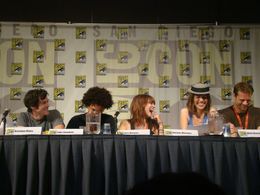 Brendan Hines, Matt Keeslar, Jake Smollett, Natalie Morales, and Brit Morgan in The Middleman (2008)