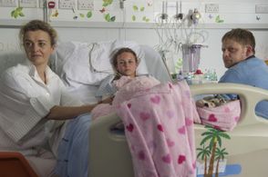 Lucy Russell, James Chalmers, and Hattie Gotobed in Daisy (2016)