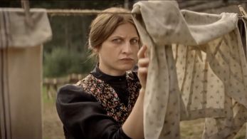 Laura Baranik in Future Man