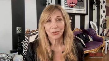 Maureen Van Zandt in Talking Sopranos (2020)